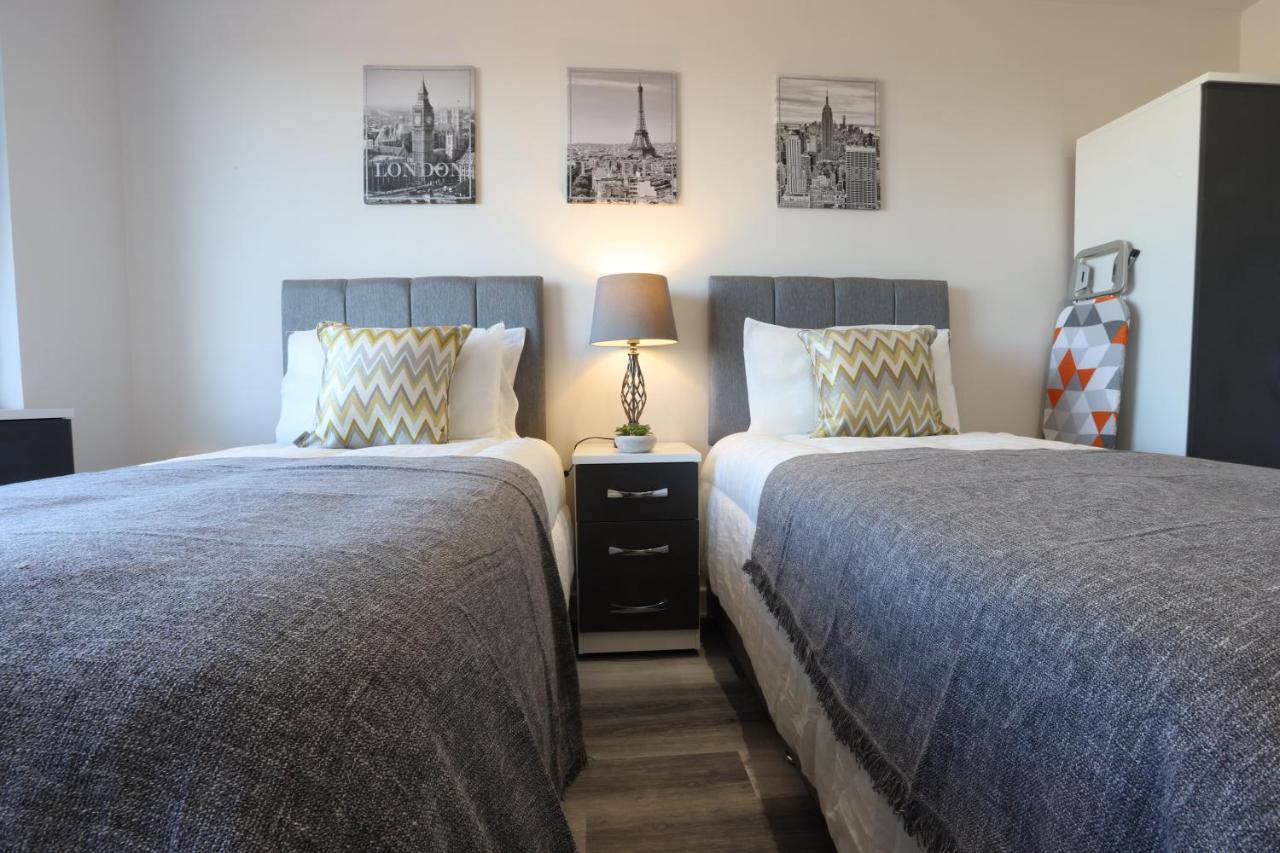 Birmingham Necairport Interchange Shortstay Homebase ภายนอก รูปภาพ