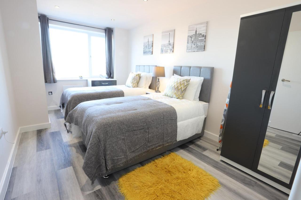 Birmingham Necairport Interchange Shortstay Homebase ภายนอก รูปภาพ