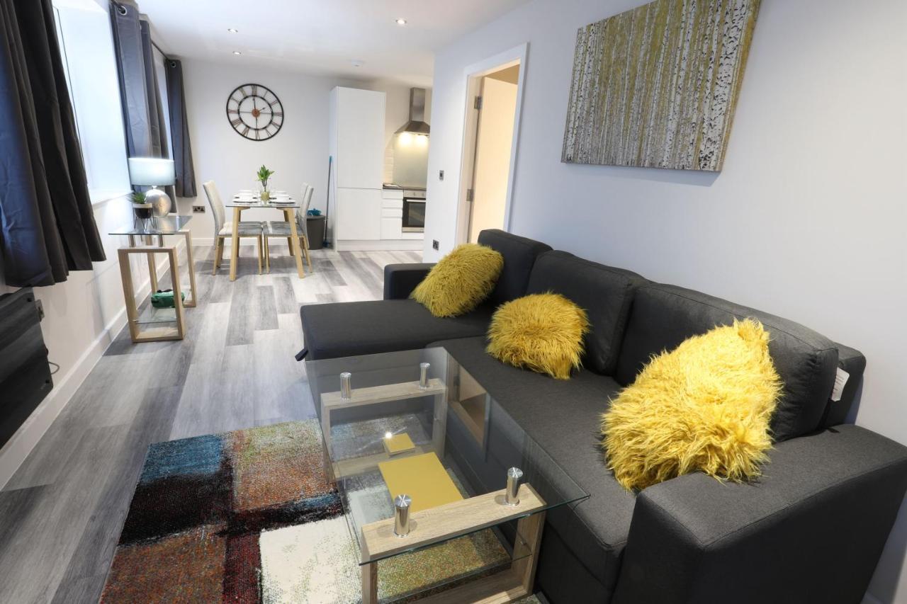 Birmingham Necairport Interchange Shortstay Homebase ภายนอก รูปภาพ