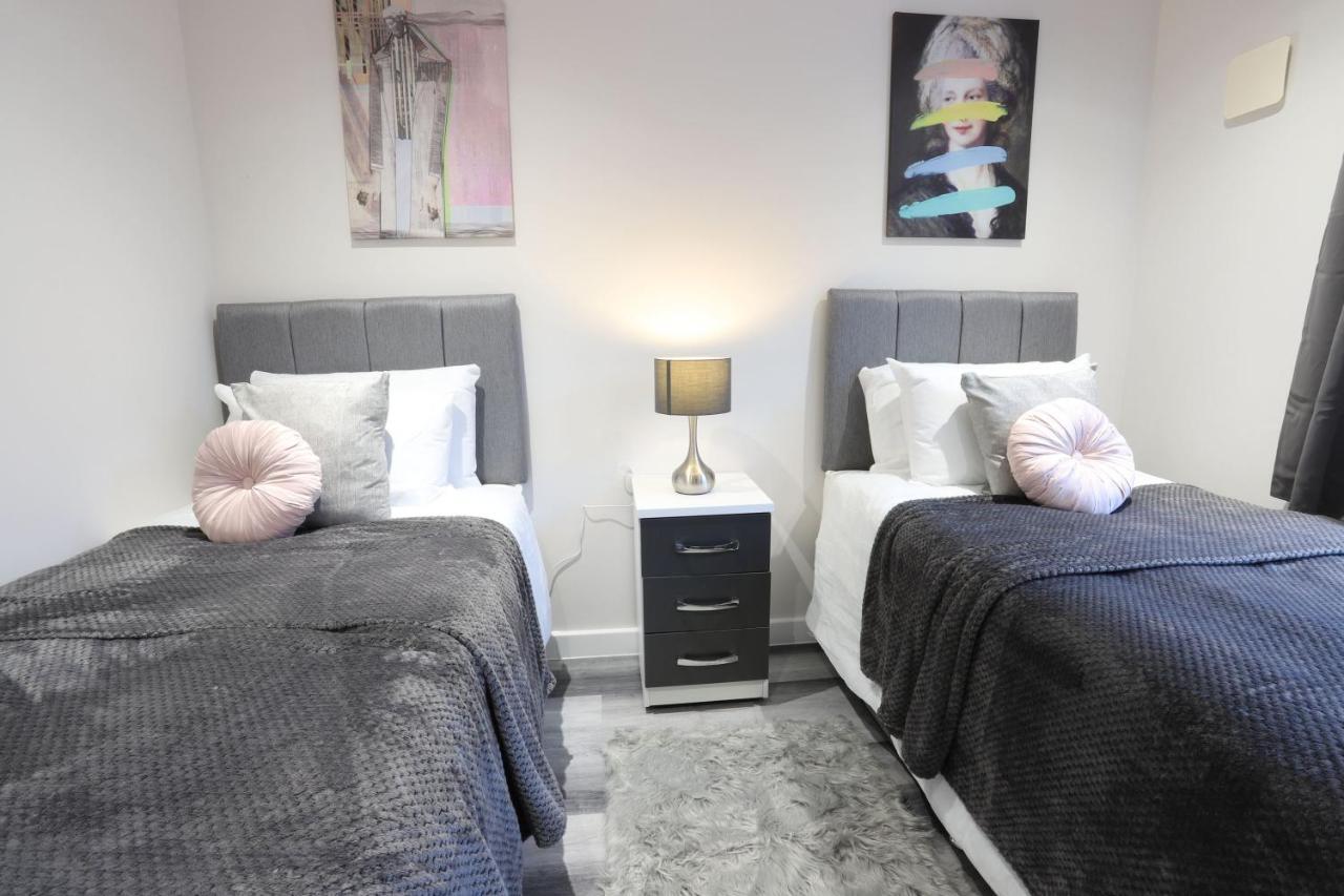 Birmingham Necairport Interchange Shortstay Homebase ภายนอก รูปภาพ