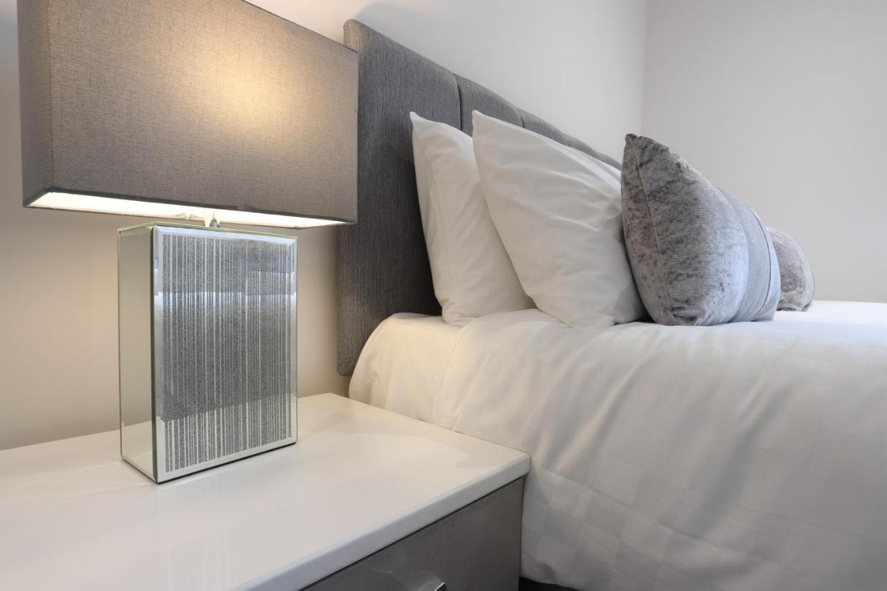 Birmingham Necairport Interchange Shortstay Homebase ภายนอก รูปภาพ