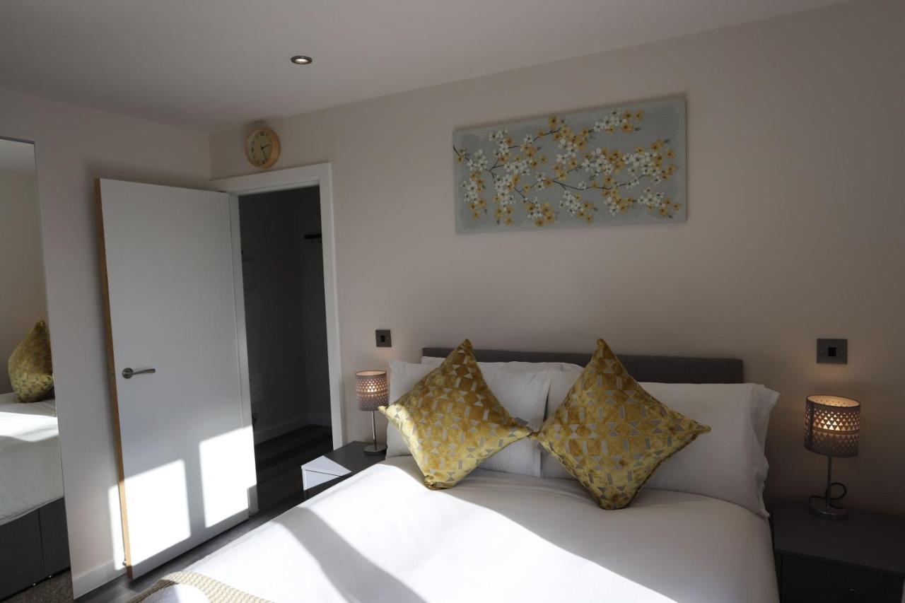Birmingham Necairport Interchange Shortstay Homebase ภายนอก รูปภาพ