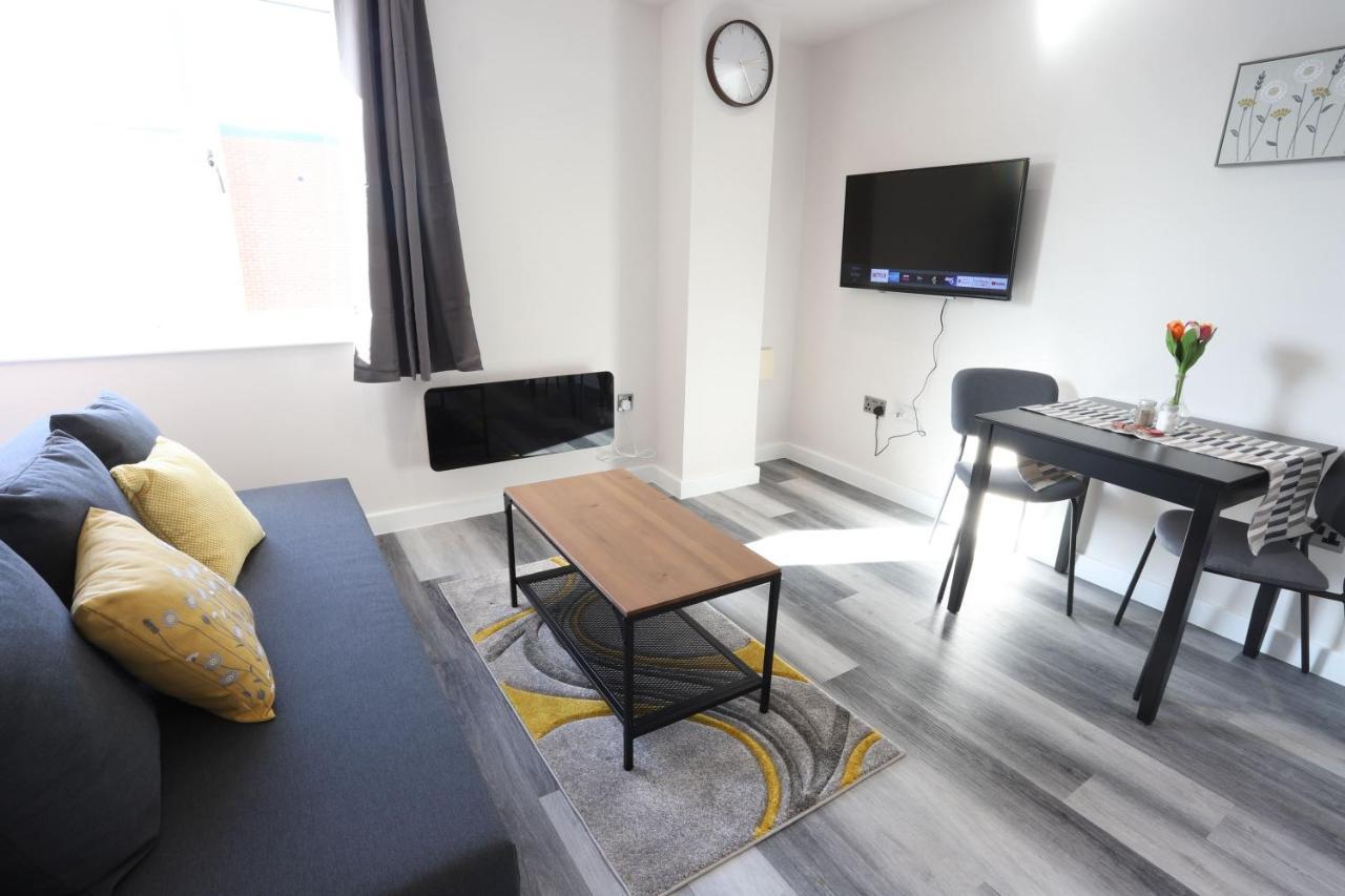 Birmingham Necairport Interchange Shortstay Homebase ภายนอก รูปภาพ