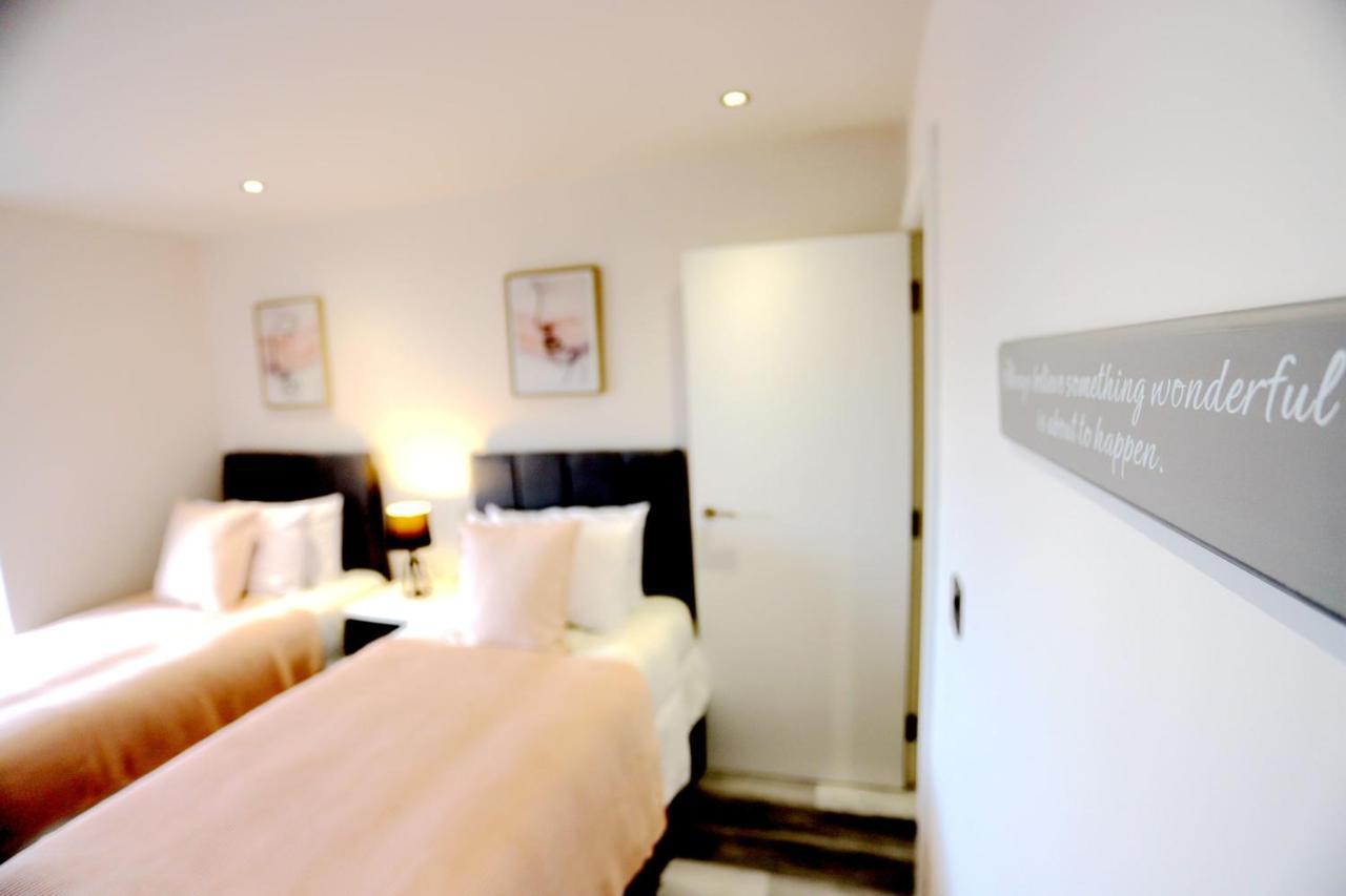 Birmingham Necairport Interchange Shortstay Homebase ภายนอก รูปภาพ